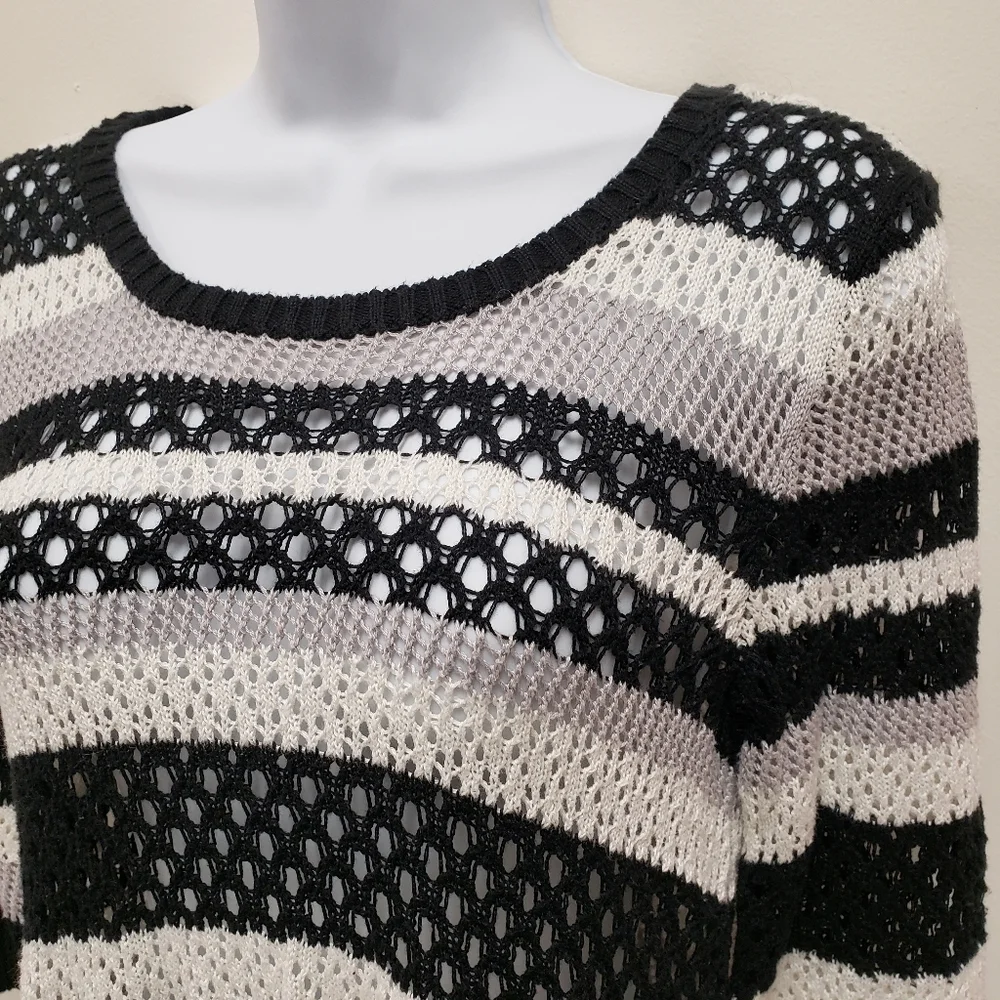 New Directions Womens Striped Sweater Top Size Medium - Picture 3 of 6